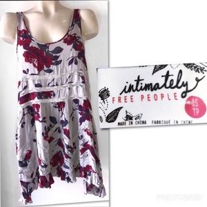 Free People Dresses - INTIMATELY FREE PEOPLE LACE TRAPEZE SLIP DRESS XS Free People Dresses - INTIMATELY FREE PEOPLE LACE TRAPEZE SLIP DRESS XS